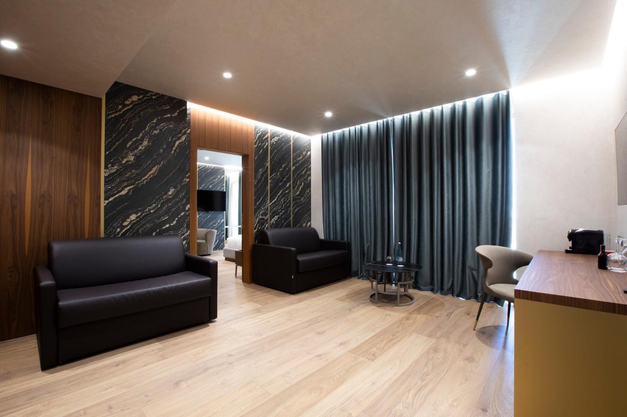 טיראנה Marinaj Hotel & Spa מראה חיצוני תמונה